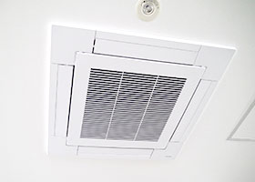 スタジオでは快適な空気環境の実現も心掛けています。